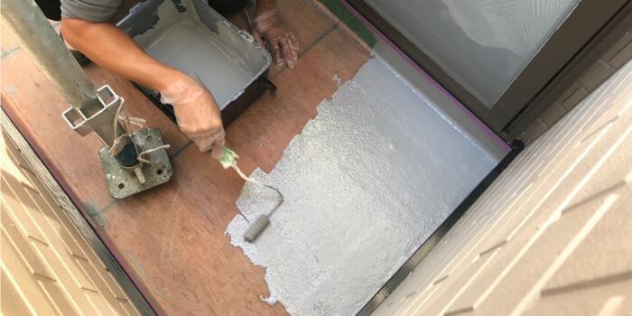 防水の施工中